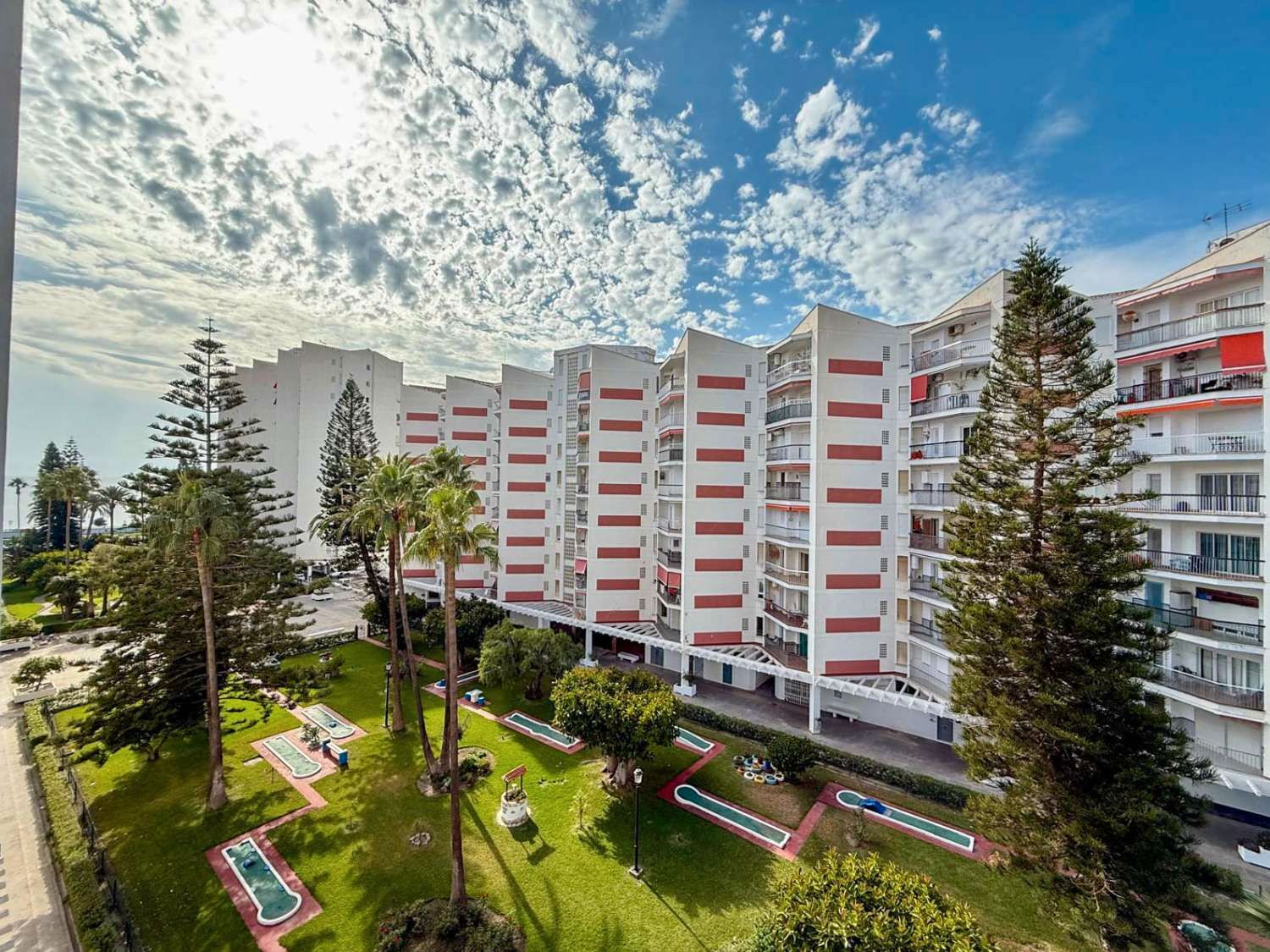 Exterior view of Apartment for sale in Salobreña  with Terrace and Swimming Pool