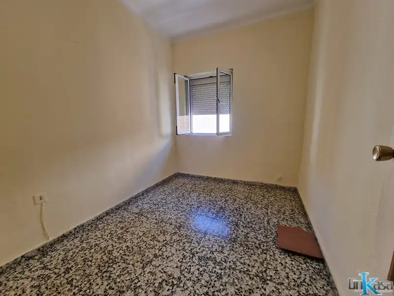 Habitación de Piso en venta en Linares con Balcón