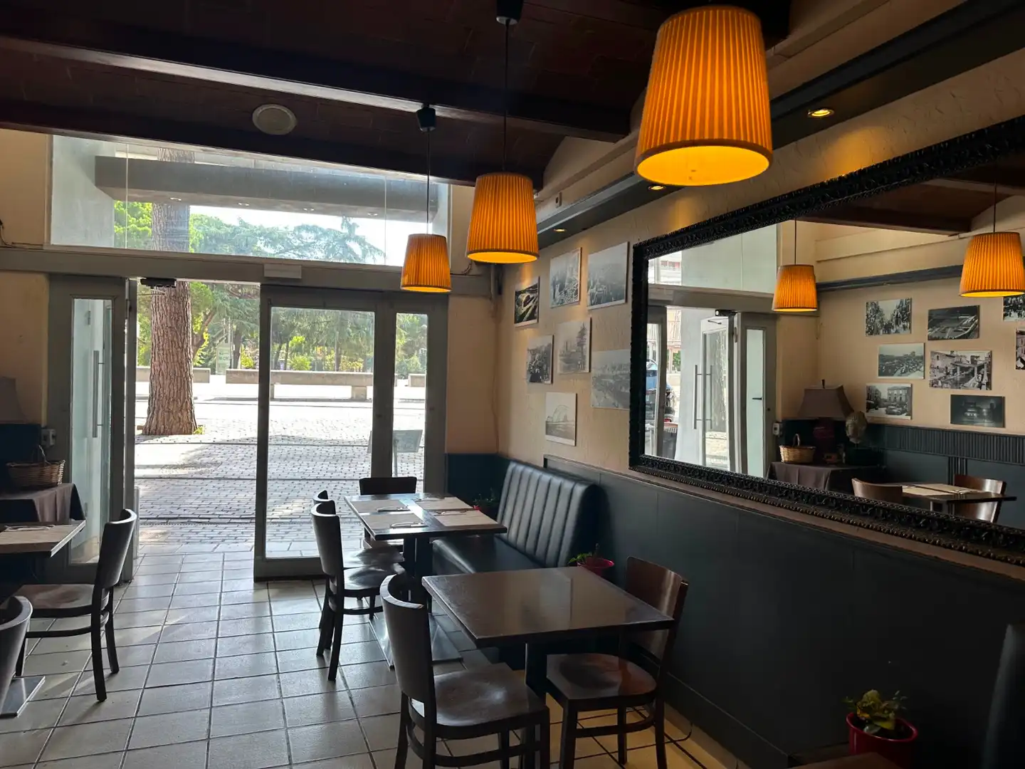 Business premises for transfer in Centre, imagen 3