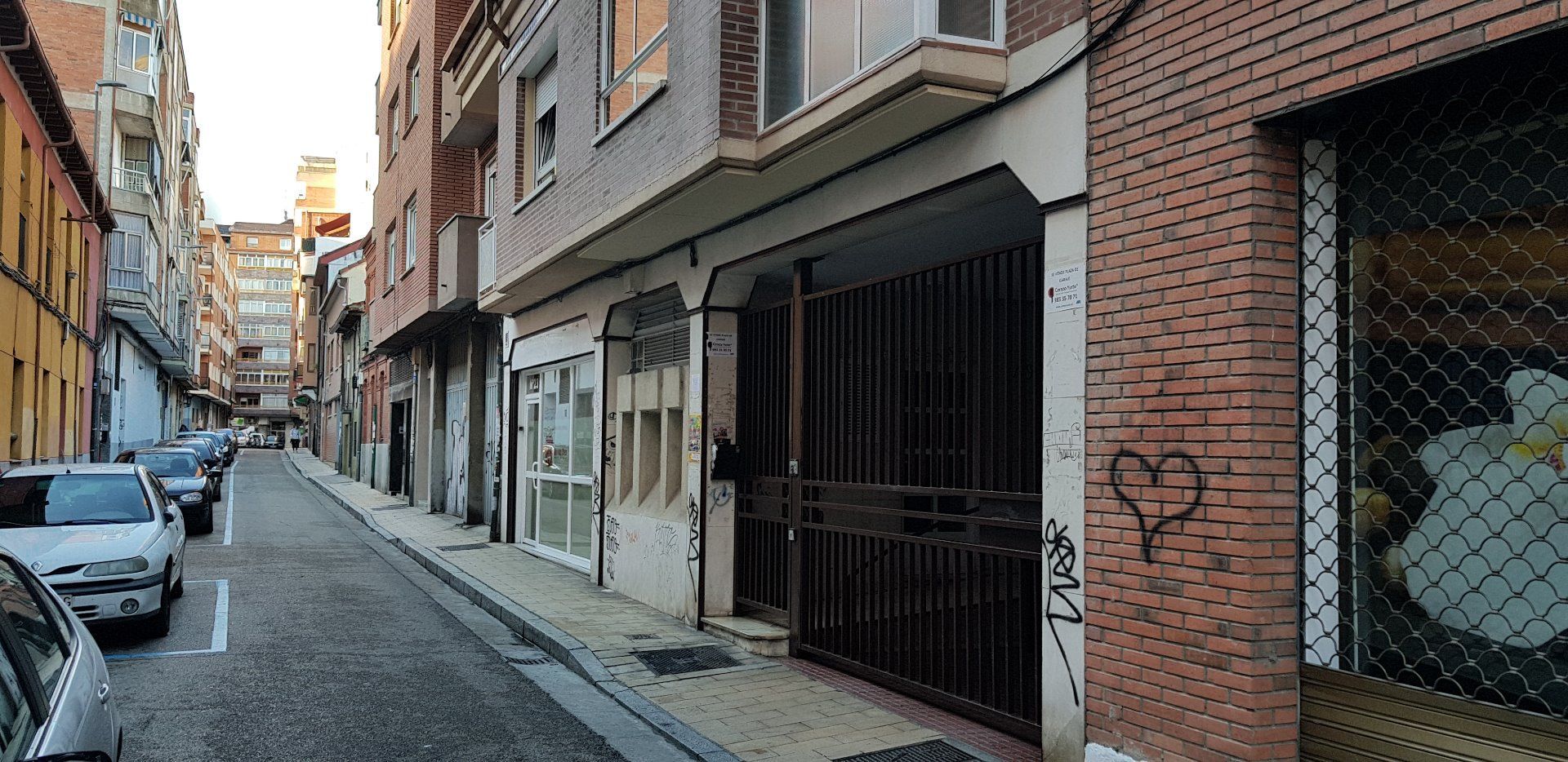 Vista exterior de Garatge en venda en Valladolid Capital