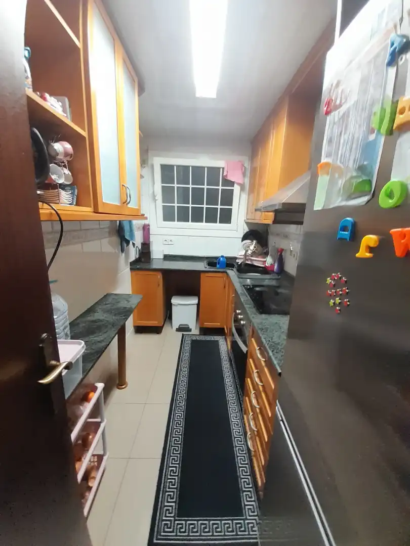 Kitchen of Flat for sale in L'Hospitalet de Llobregat  with Balcony