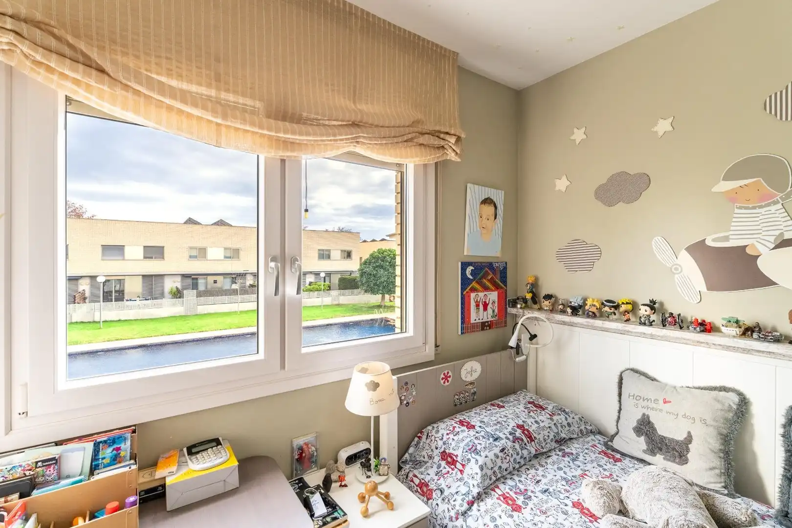 Habitación de Casa adosada en venta en Montbrió del Camp con Aire acondicionado, Calefacción y Jardín privado