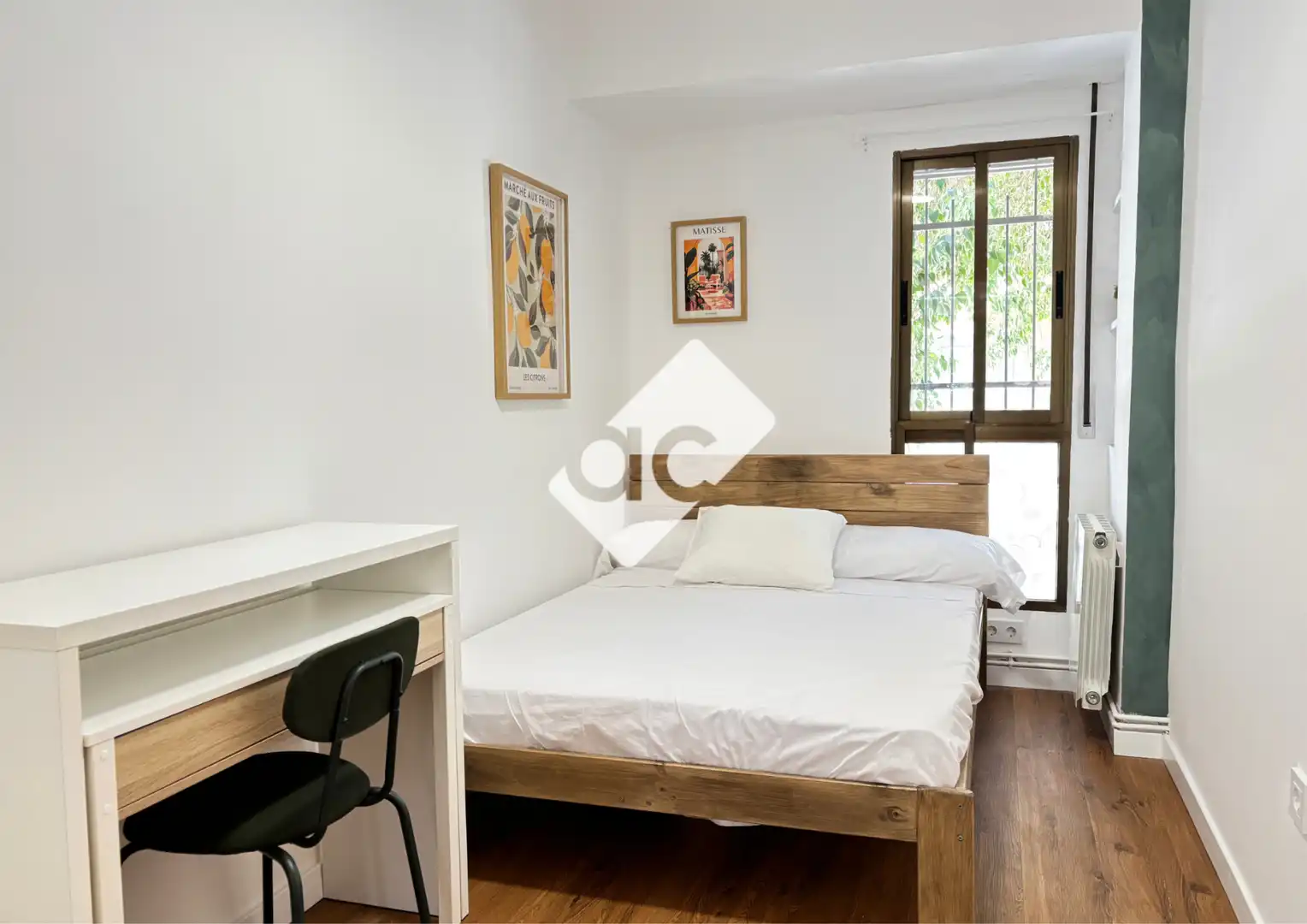 Habitación de Apartamento de alquiler en Valencia con Aire acondicionado, Calefacción y Parquet