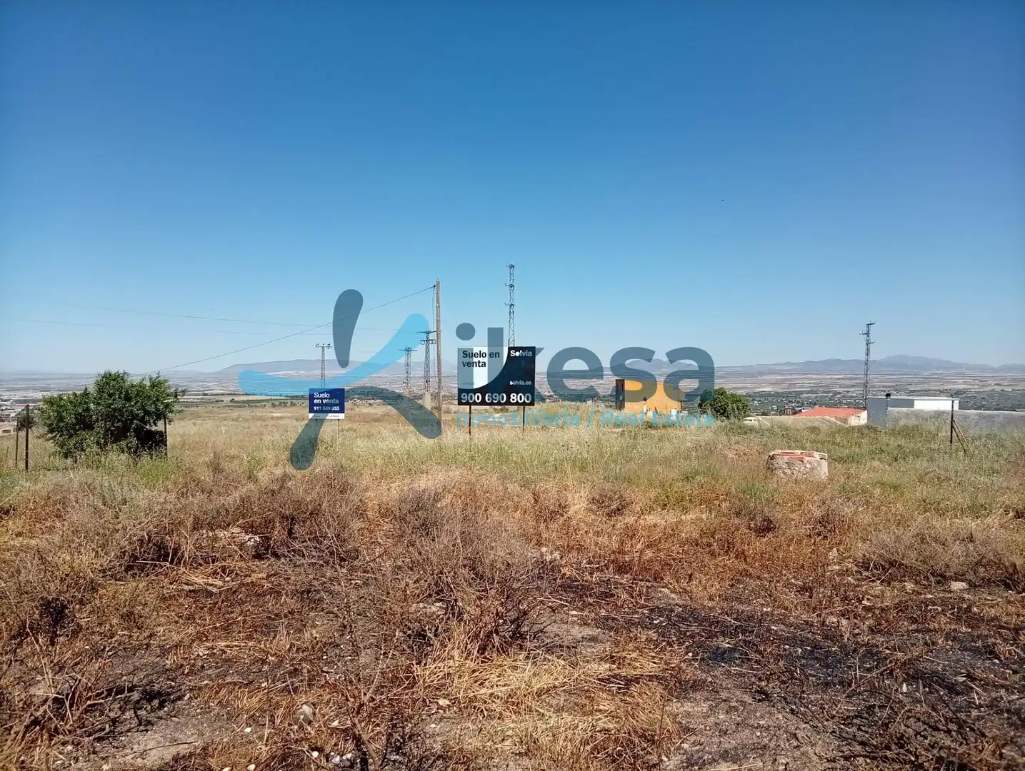 Residential land for sale in Baza
