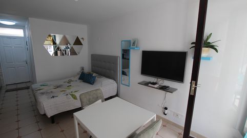 Foto 5 de Apartamento en venta en Calle Venezuela, 13, Playa de las Américas, Adeje