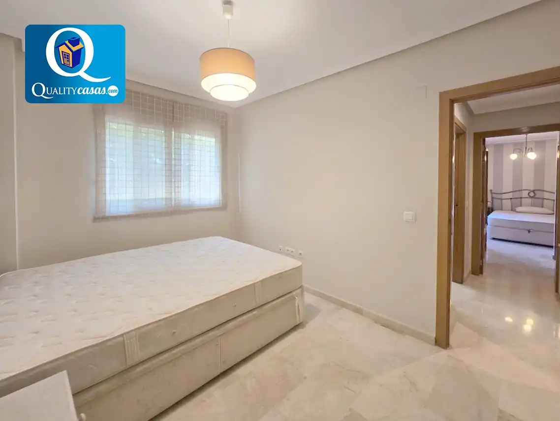 Habitación de Apartamento en venta en El Campello con Aire acondicionado, Calefacción y Trastero