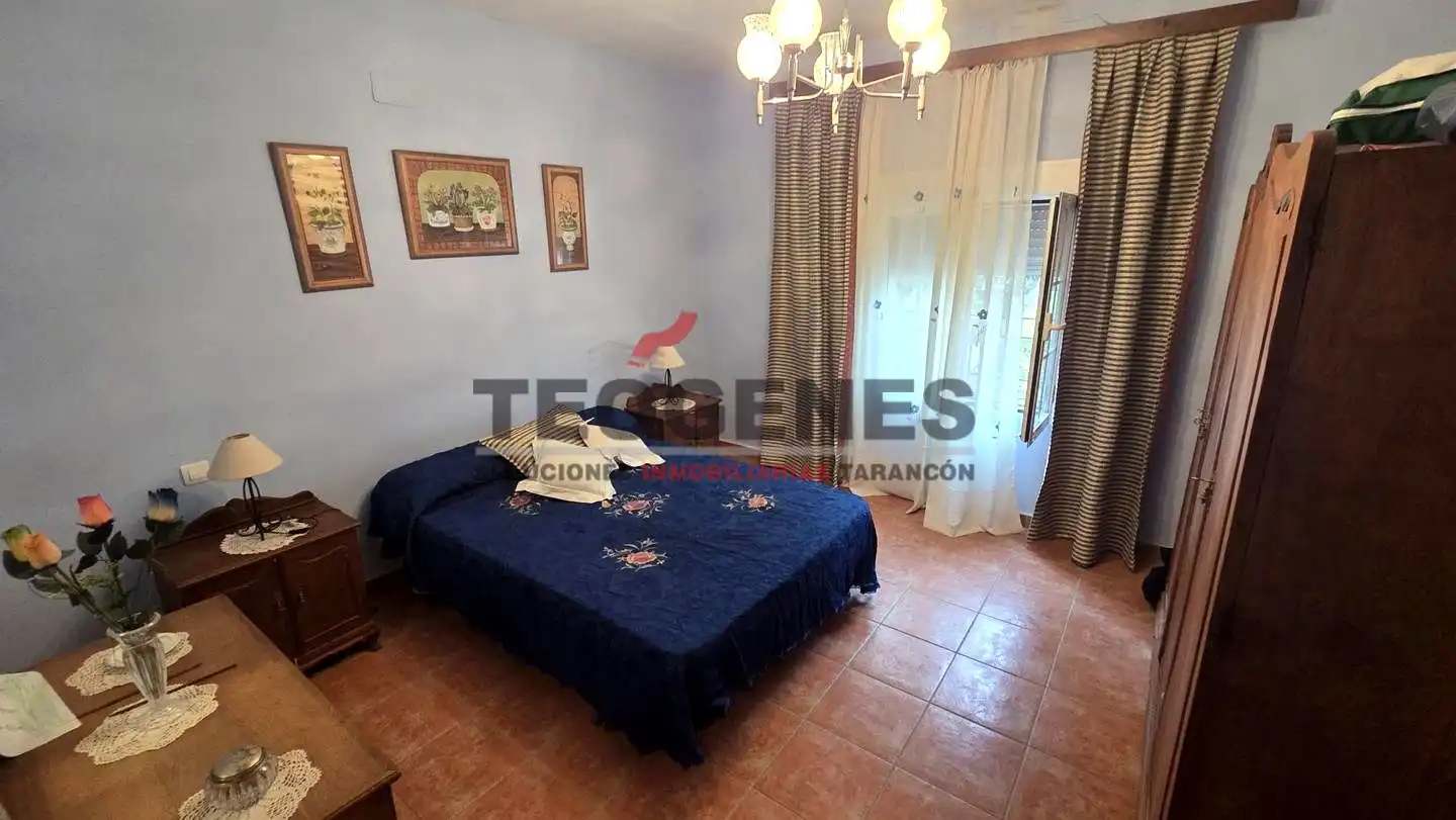 Dormitori de Casa o xalet en venda en Zarza de Tajo amb Aire condicionat i Calefacció