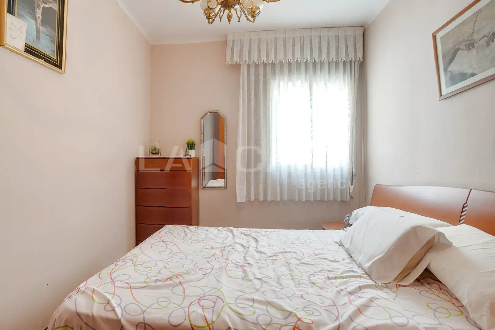 Habitación de Piso en venta en Cornellà de Llobregat