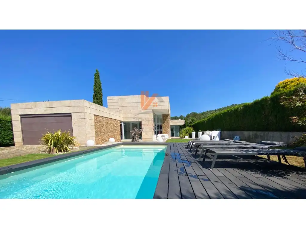Vista exterior de Casa o chalet en venta en Ames con Jardín privado, Terraza y Piscina