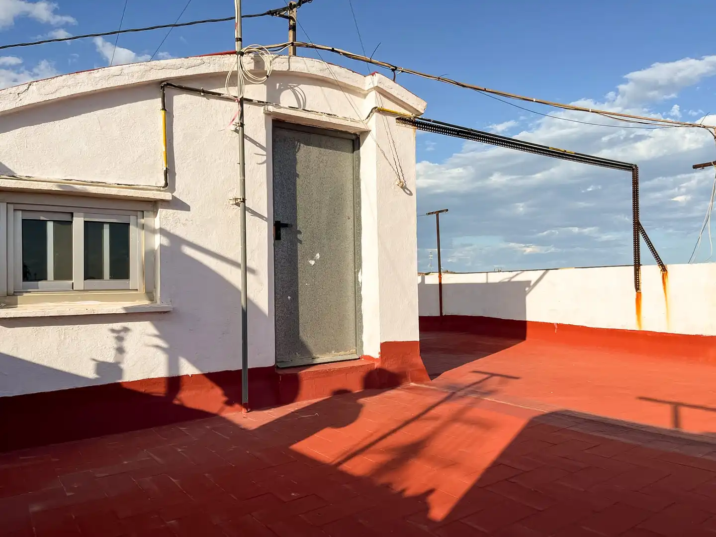 Außenansicht von Wohnung zum Verkauf in Sagunto / Sagunt mit Klimaanlage, Heizung und Möbliert