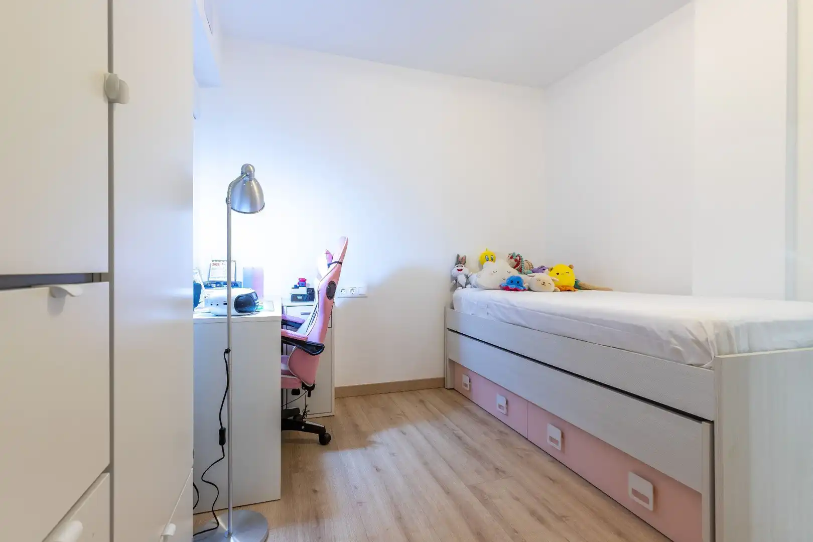 Schlafzimmer von Wohnungen zum Verkauf in Roses mit Klimaanlage, Heizung und Terrasse