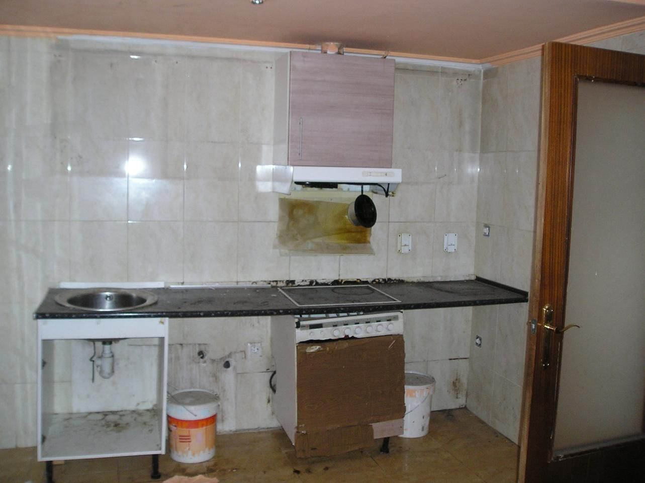 Cuina de Casa o xalet en venda en Calatayud amb Jardí privat i Traster