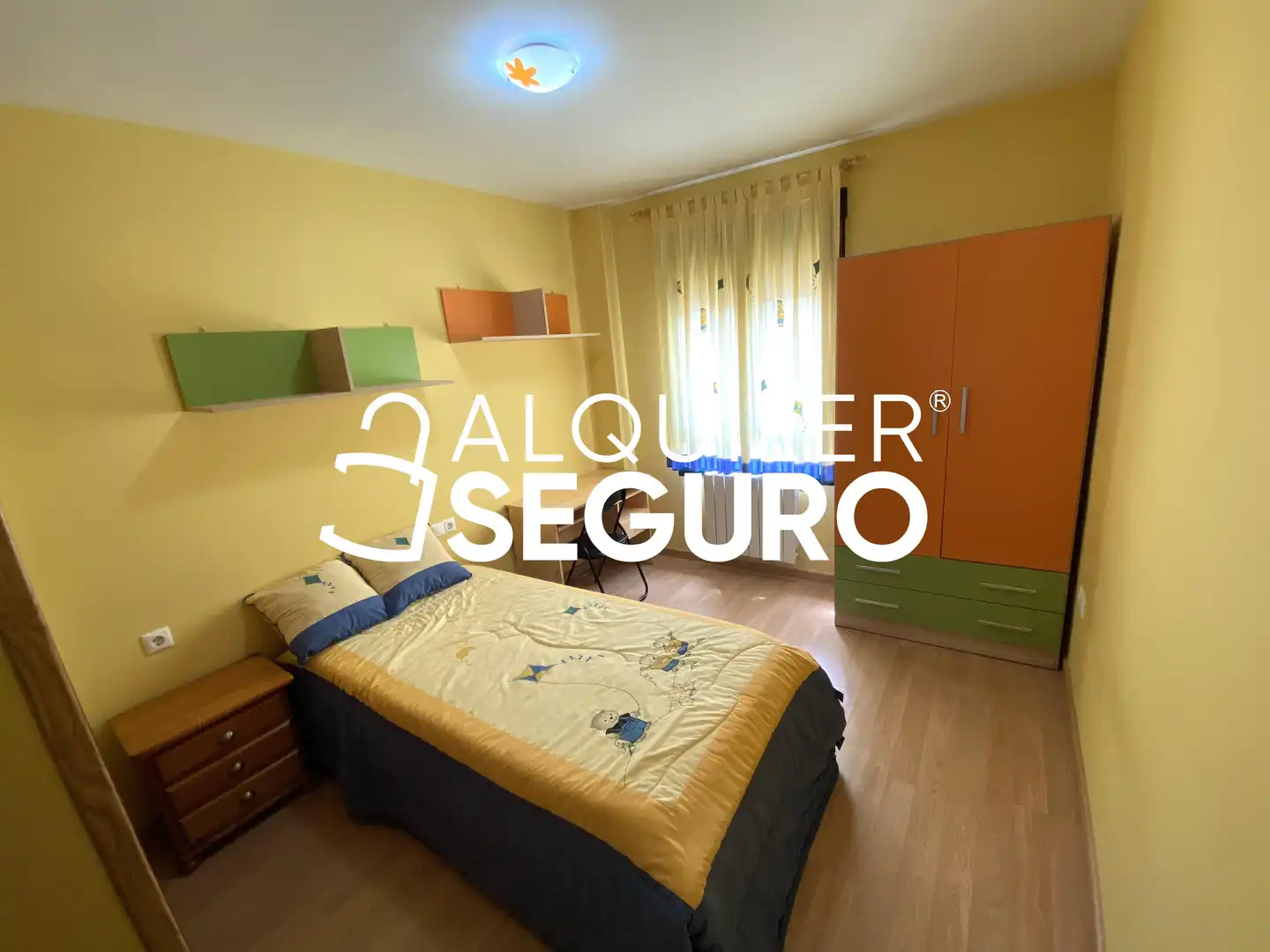 Habitación de Piso de alquiler en Chinchilla de Monte-Aragón con Calefacción, Trastero y Amueblado