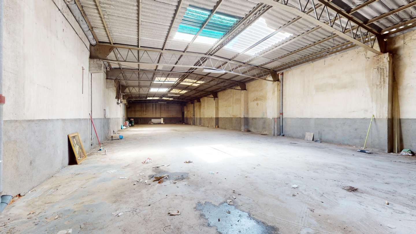 Industrial buildings for sale in  Madrid Capital
