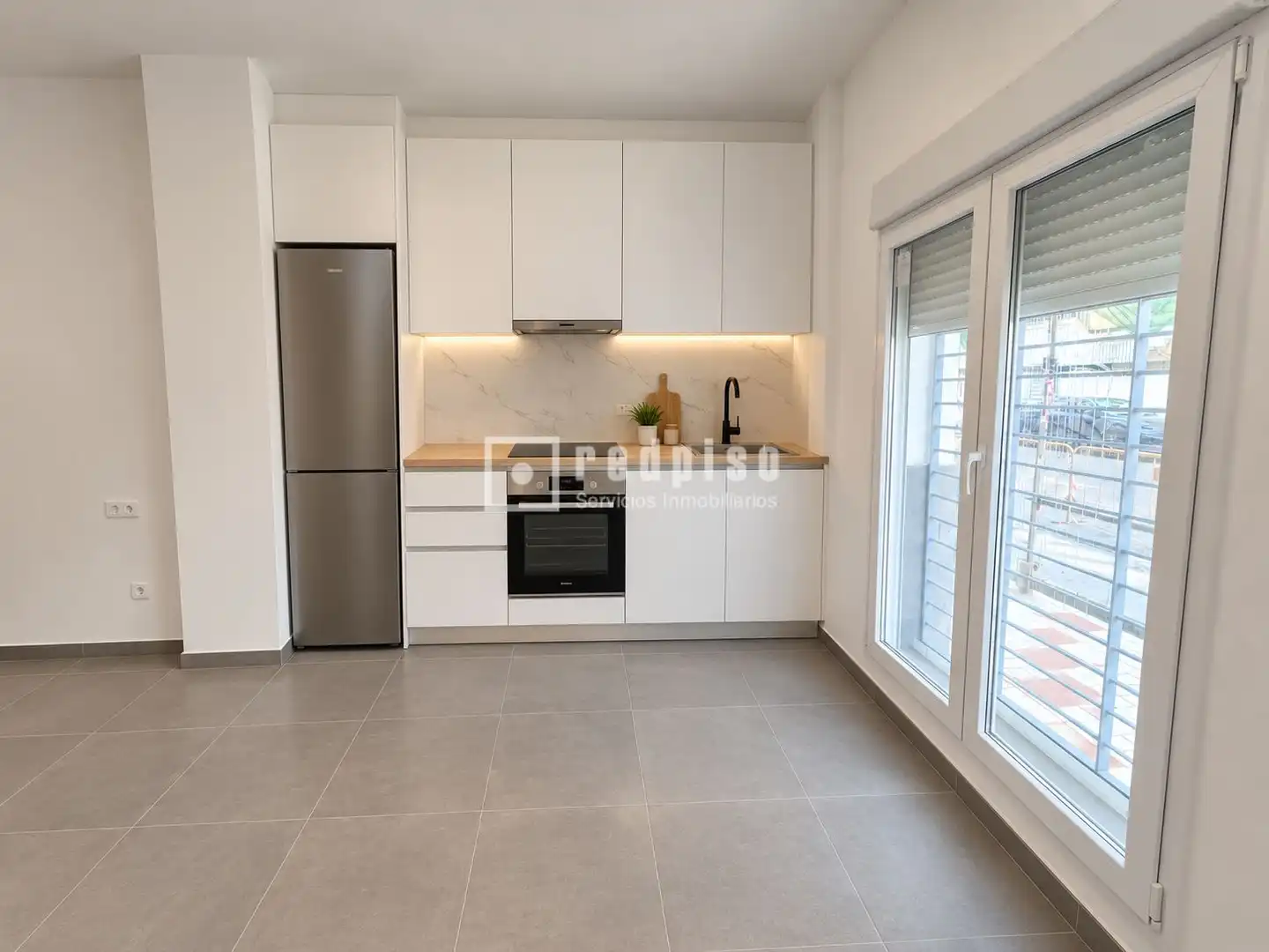 Kitchen of Apartments for sale in Carretera de Cádiz