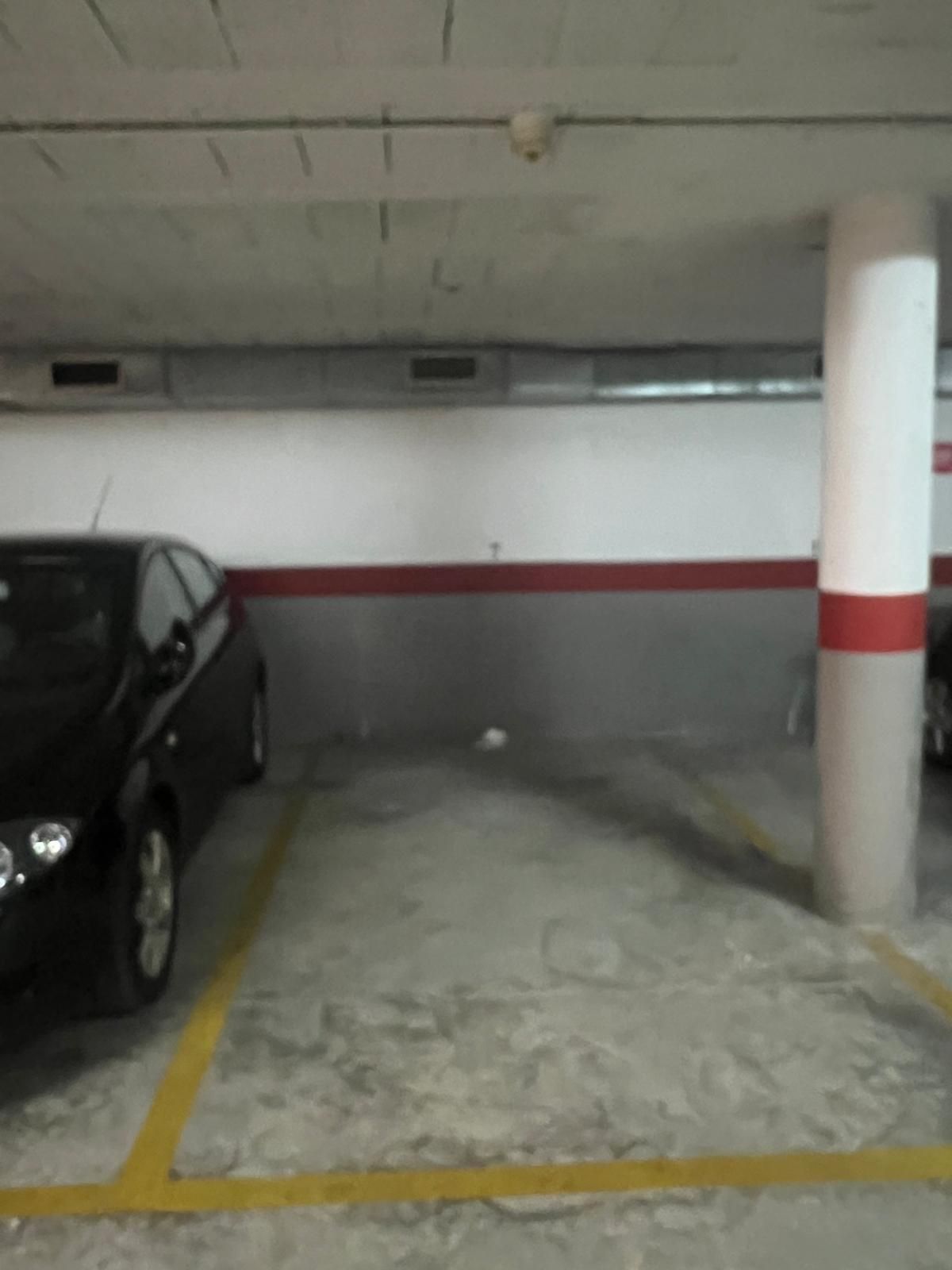 Parkplatz von Garage miete in La Canonja