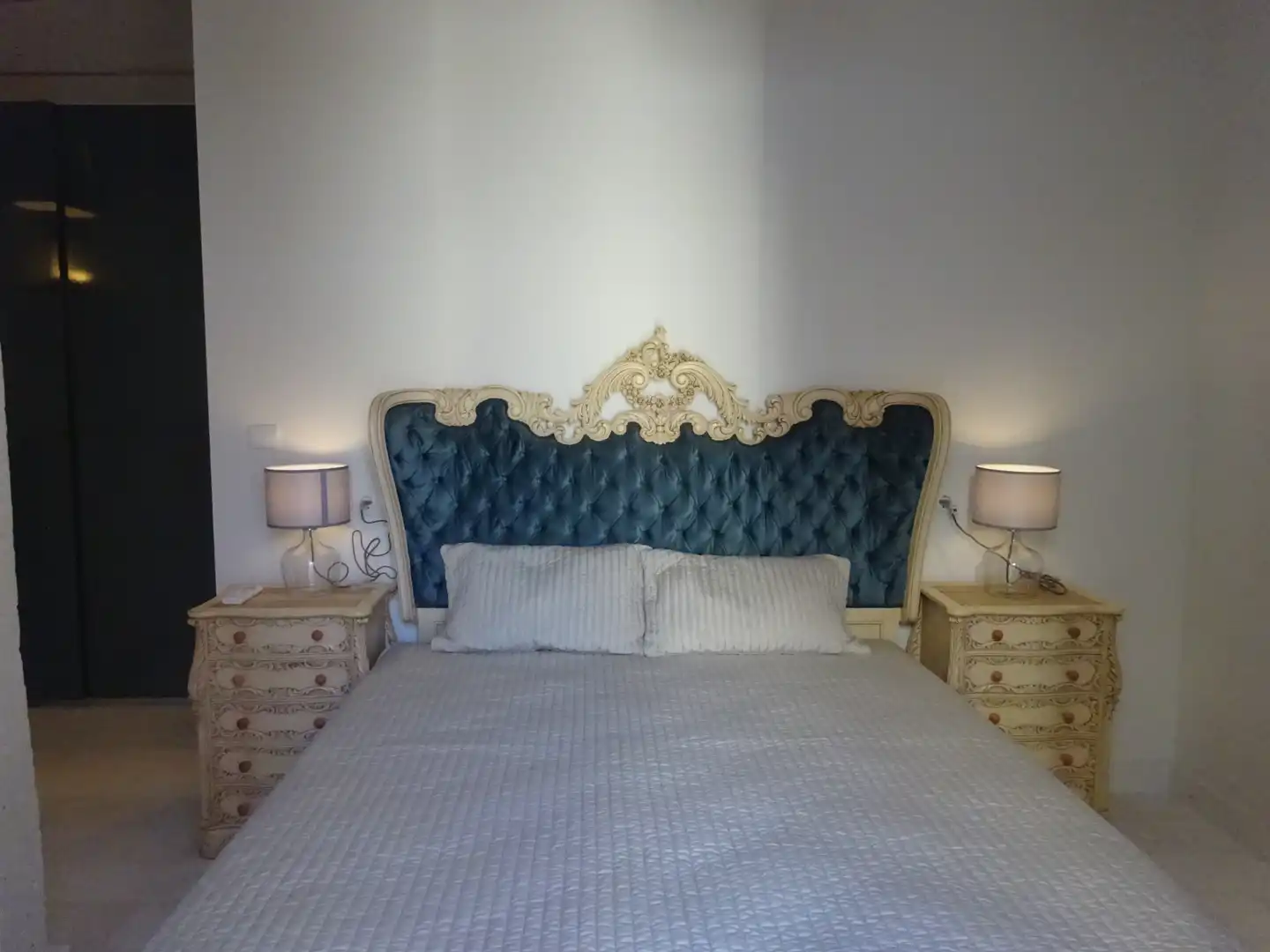 Habitación de Dúplex de alquiler en Sevilla con Aire acondicionado, Calefacción y Amueblado