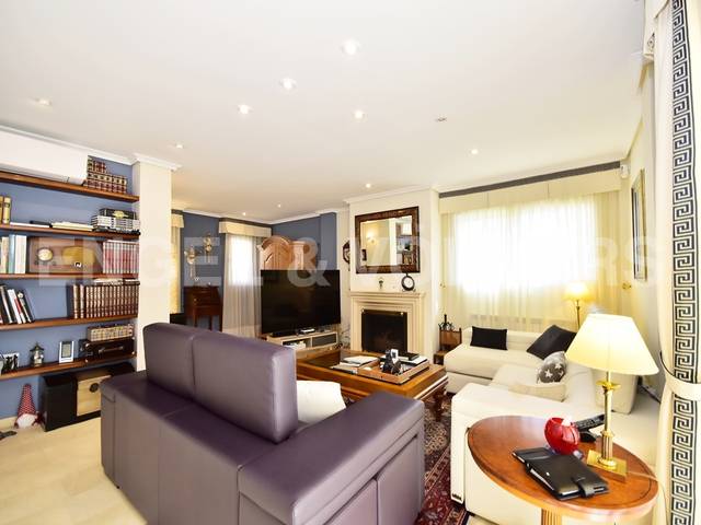 Casa-chalet en Alquiler en Levante Alto