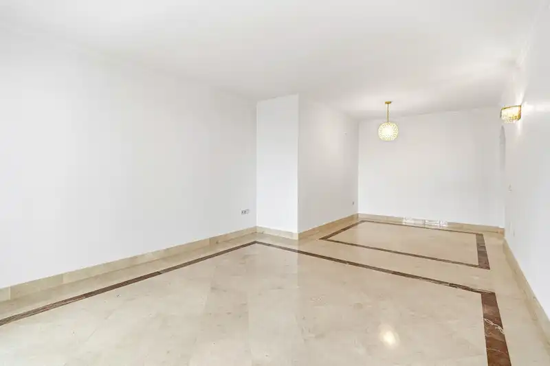 Apartament amb piscina en venda a Milla de Oro, imagen 23