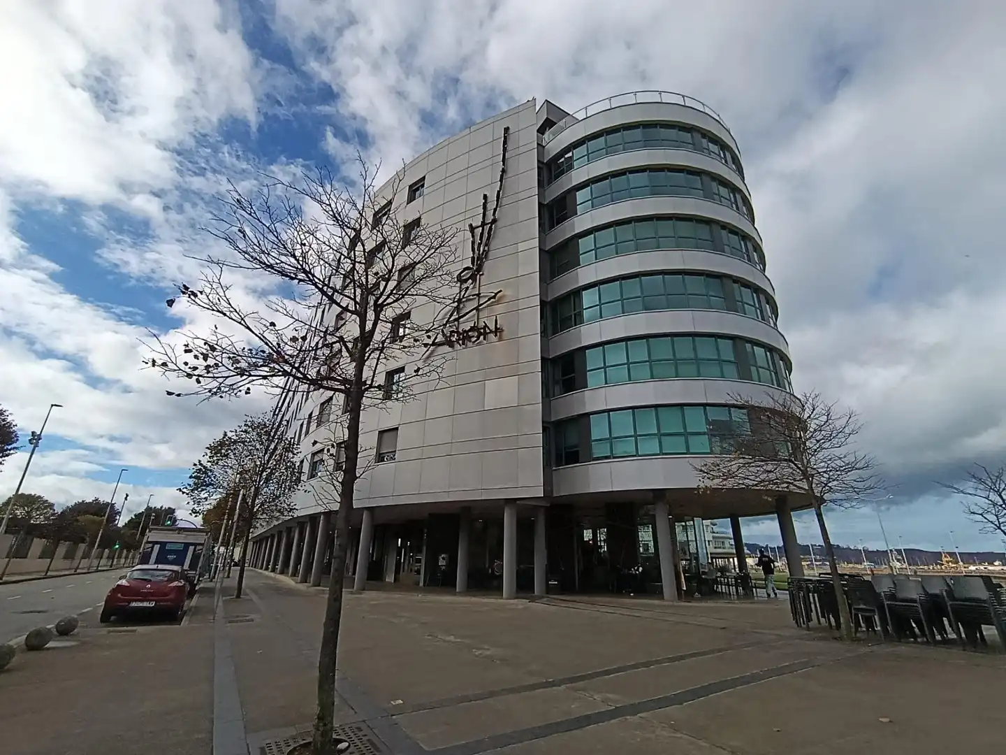 Vista exterior de Pis en venda en Gijón  amb Calefacció