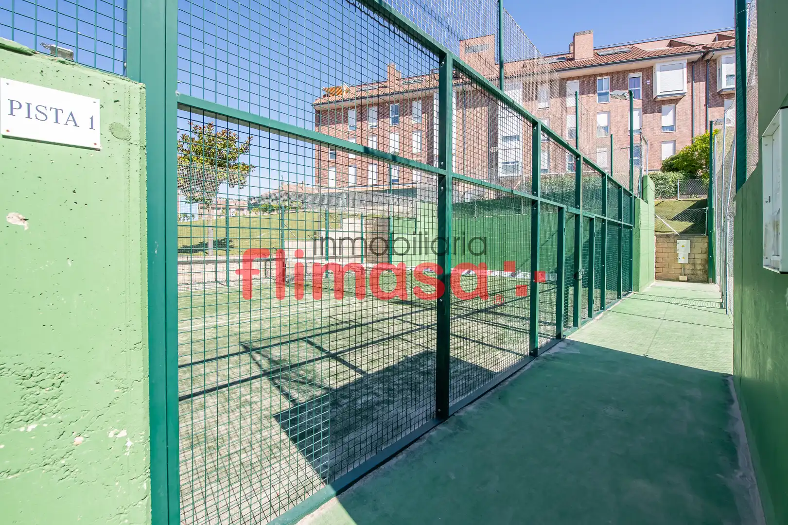 Exterior view of Duplexes for sale in Arroyomolinos (Madrid)  with Air Conditioner, Heating and Storage room