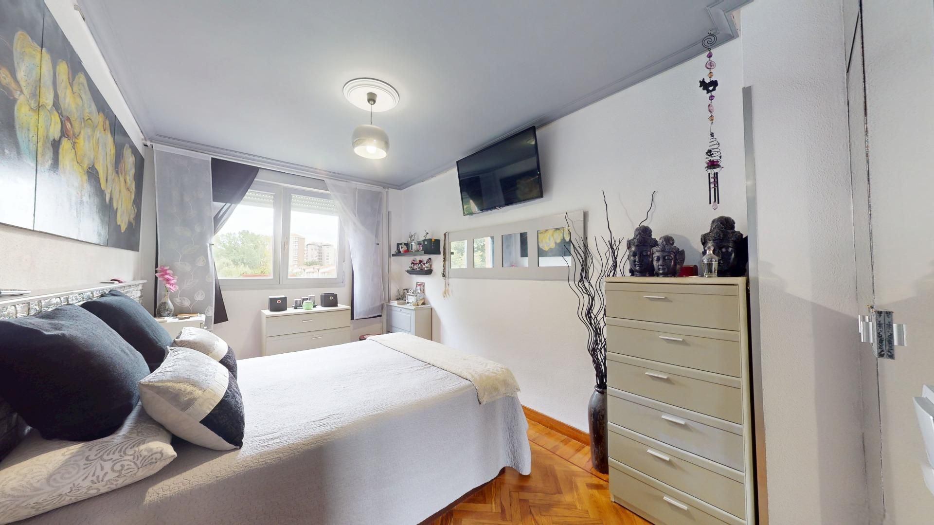 Bedroom of Flat for sale in Santander  with Heating and Parquet flooring