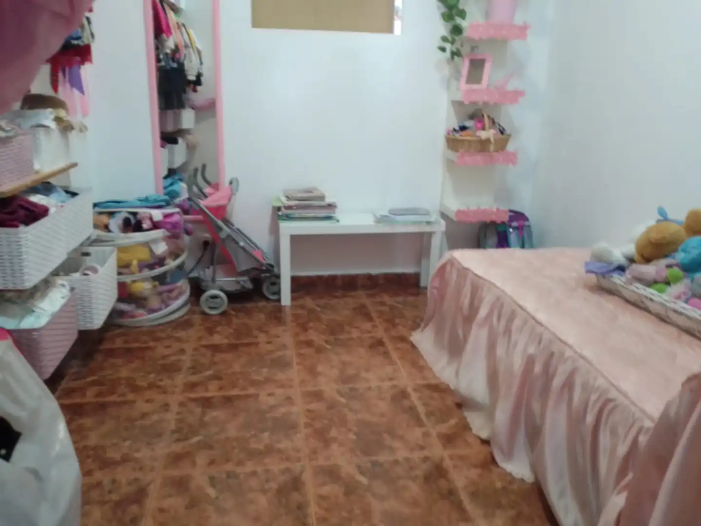 Habitación de Casa o chalet en venta en Zaragoza con Jardín privado