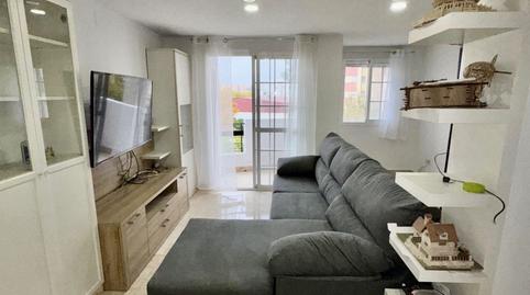 Photo 3 of Flat to rent in Cruz Roja, Sevilla