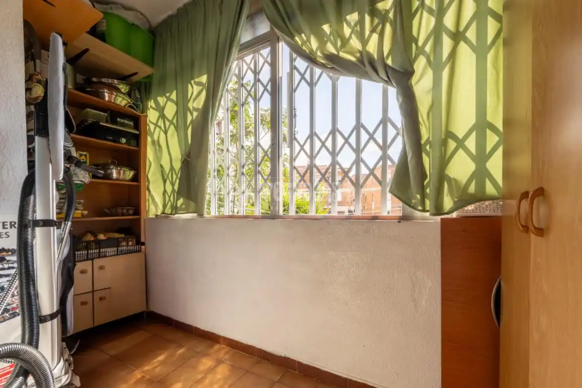 Piso en venta en Calle Amposta, Torreforta