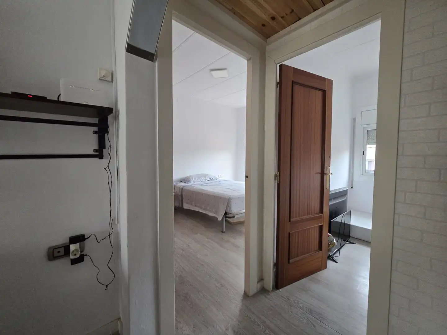 Schlafzimmer von Dachboden zum Verkauf in Sabadell mit Terrasse und Balkon