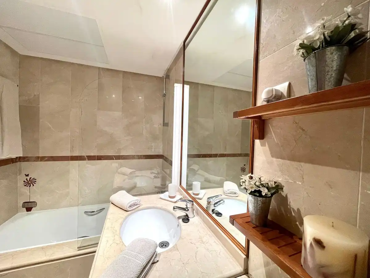 Bathroom of Flat for sale in Marbella  with Air Conditioner, Terrace and Storage room