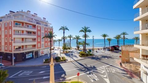 Foto 4 de Piso en venta en Calle Almudena, 1, Las Piscinas Naturales, Torrevieja