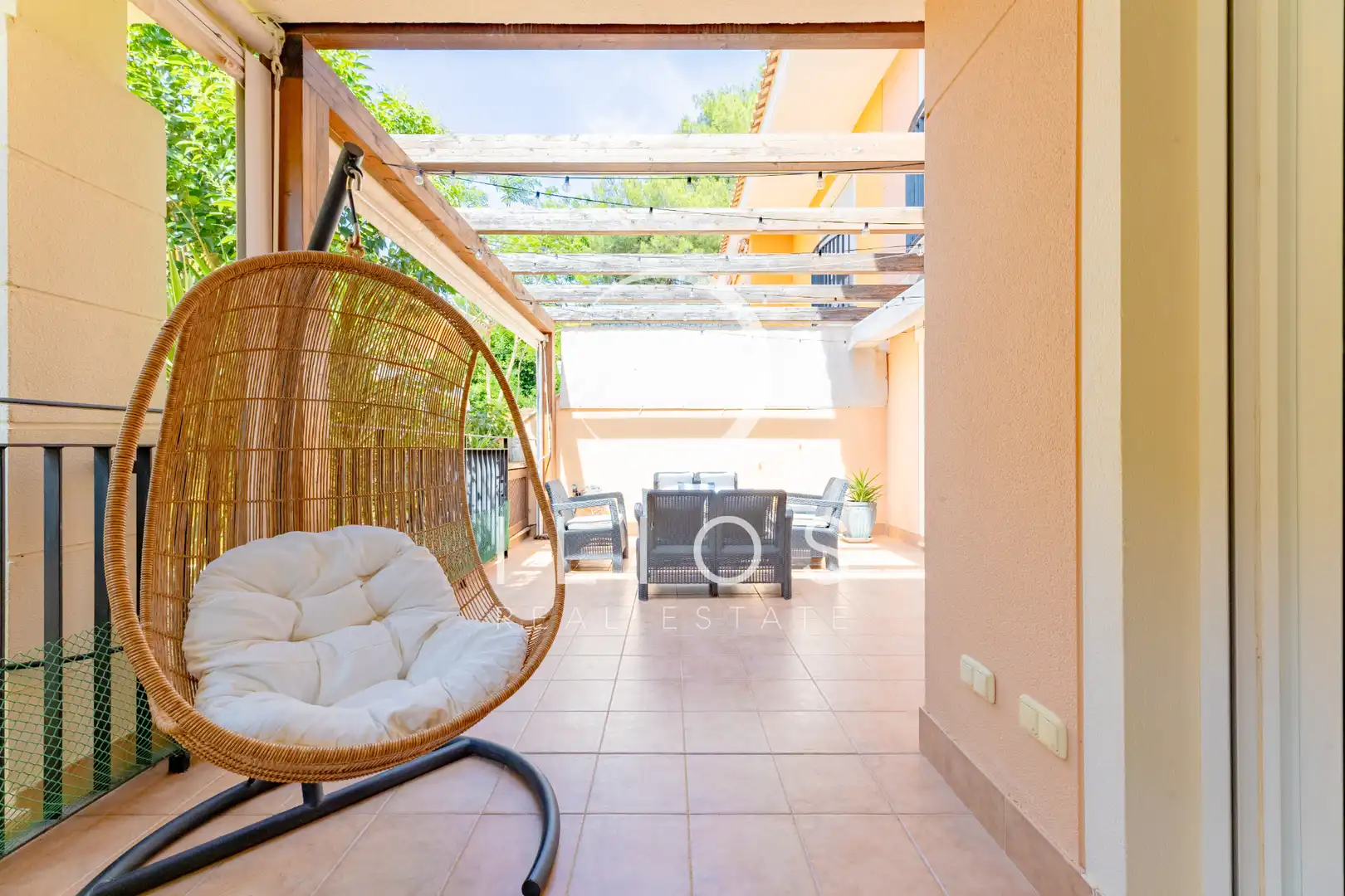 Terrasse von Wohnung zum Verkauf in Chiva mit Klimaanlage, Parkett und Terrasse