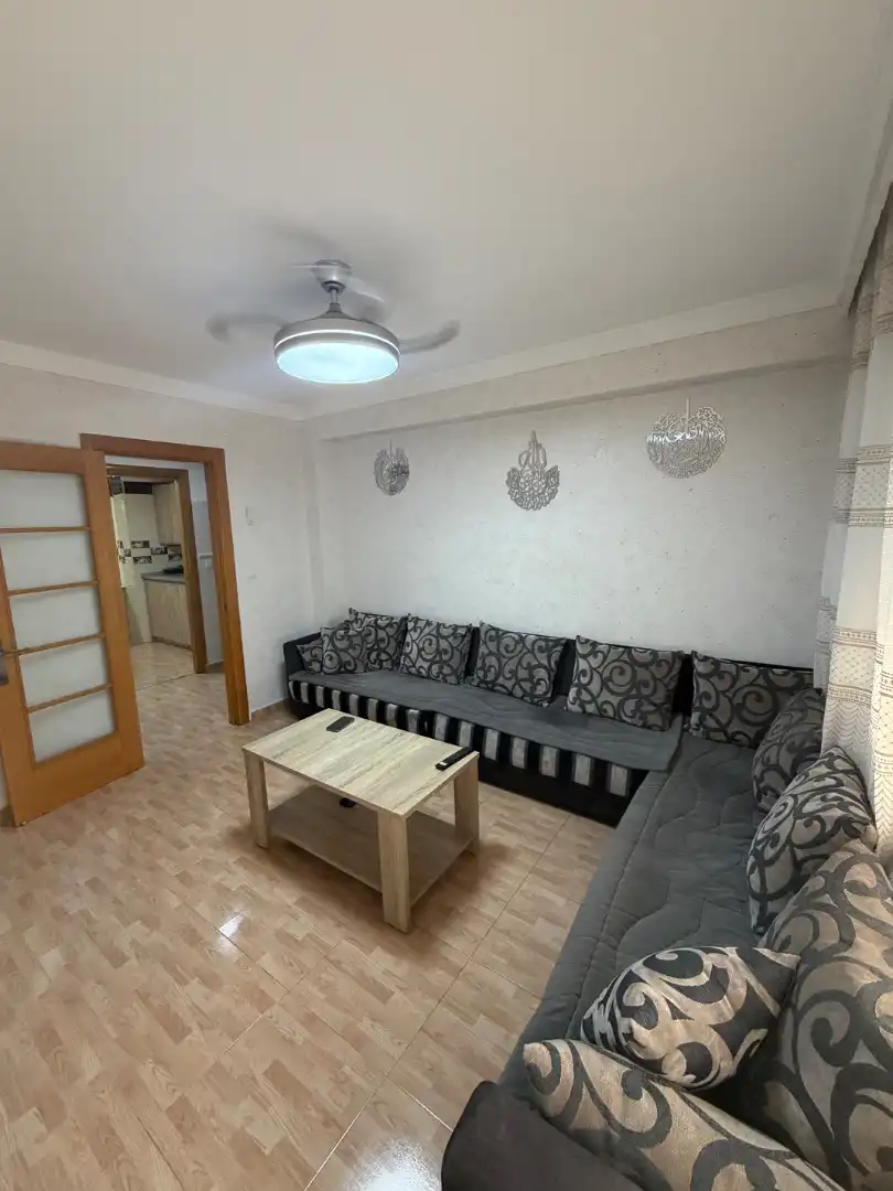 Flat with lift for sale in Calle Bermudo Soriano 1, imagen 2