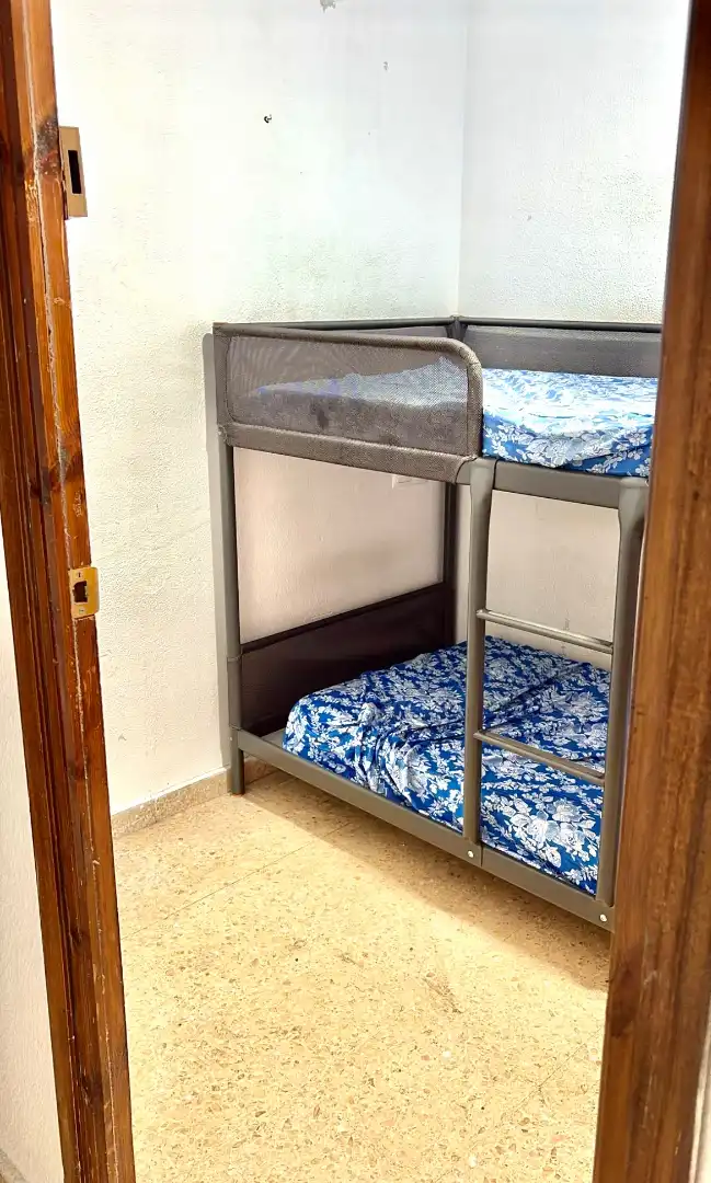 Habitación de Piso para compartir en Valencia con Aire acondicionado, Calefacción y Amueblado