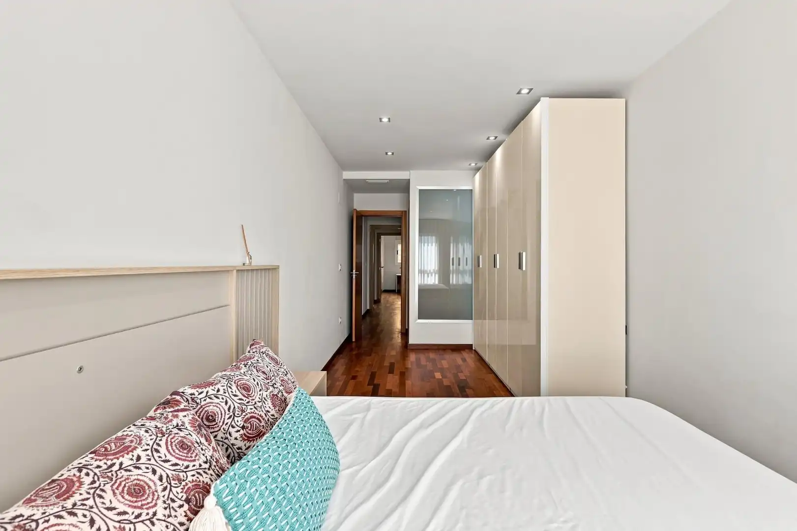 Habitación de Piso en venta en Silla con Aire acondicionado, Parquet y Amueblado