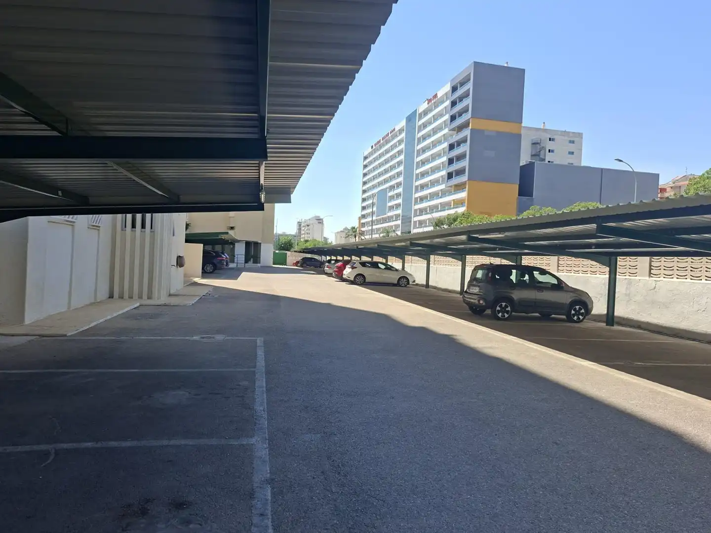 Parking of Apartments for sale in Gandia  with Air Conditioner, Heating and Private garden