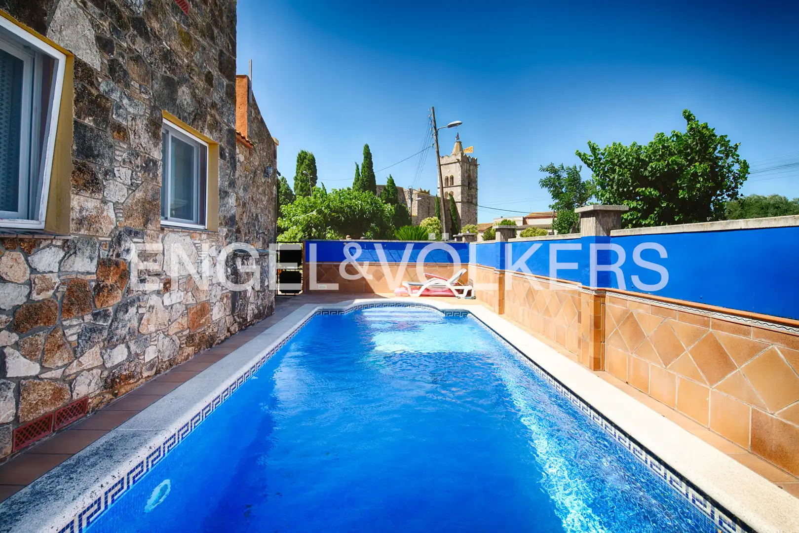 Swimming pool of Detached homes for sale in Fortià  with Air Conditioner, Terrace and Swimming Pool