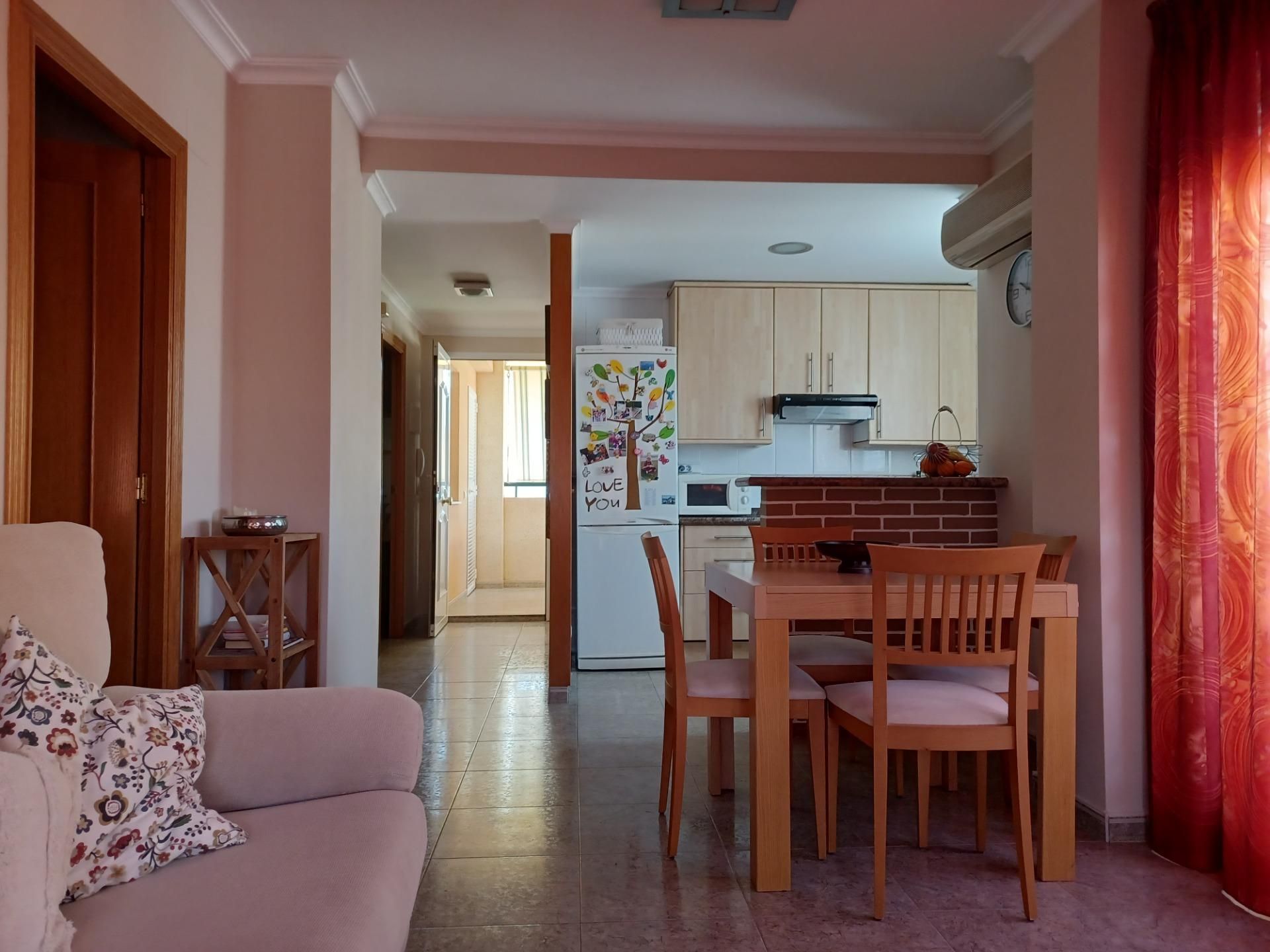 Cuina de Apartament en venda en Tavernes de la Valldigna amb Aire condicionat, Jardí privat i Terrassa