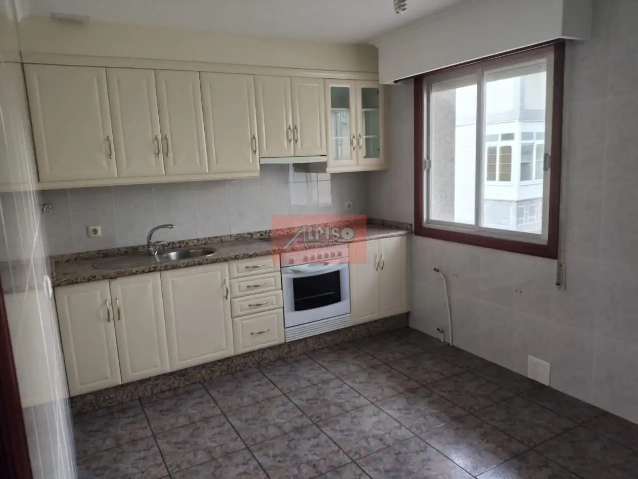 Cocina de Casa o chalet en venta en Ourense Capital  con Jardín privado y Balcón