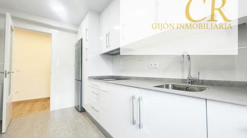 Foto 5 de Piso en venta en Calle Andalucía, Pumarín, Gijón