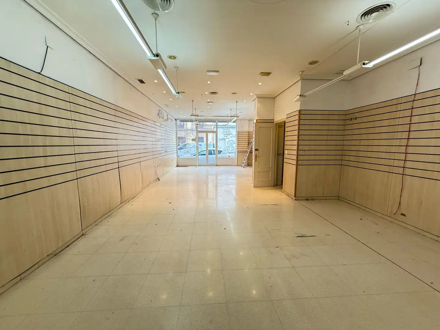 Business premises to rent in Calle Portugal 1, imagen 14