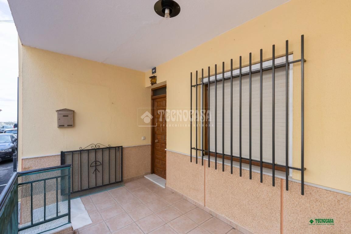 Single-family semi-detached for sale