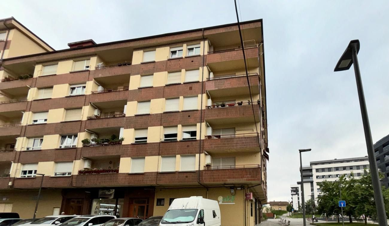 Exterior view of Flat for sale in Laudio / Llodio  with Heating, Terrace and Storage room