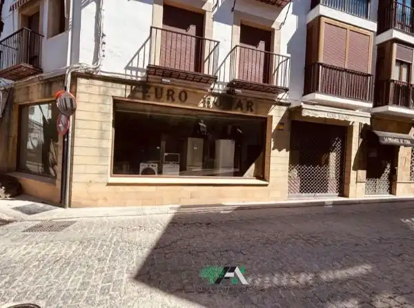 Local commercial à louer à Baeza, imagen 4