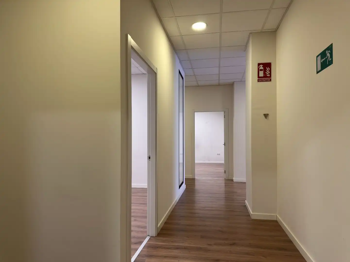 Commercial properties for rent in Ontinyent  with Air Conditioner