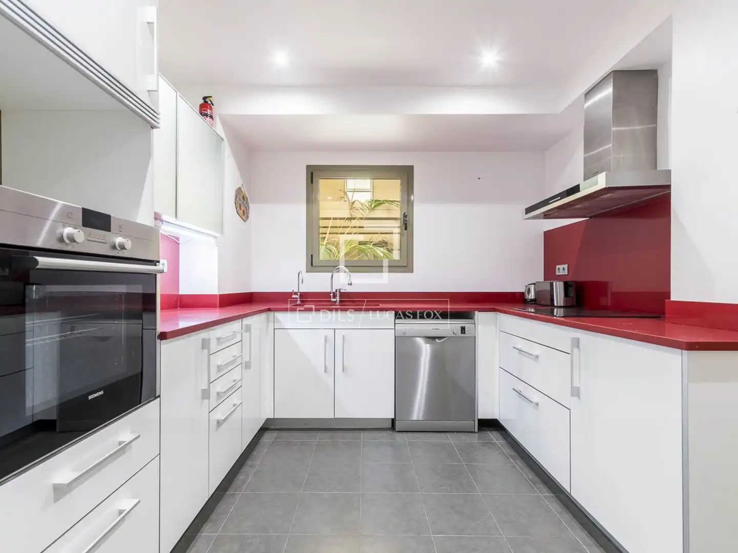 Piso con terraza en venta en Ciutat Vella, imagen 17