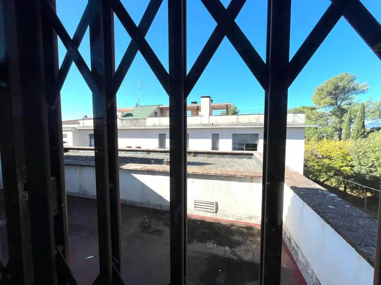 Vista exterior de Casa o xalet en venda en Girona amb Calefacció, Jardí privat i Terrassa