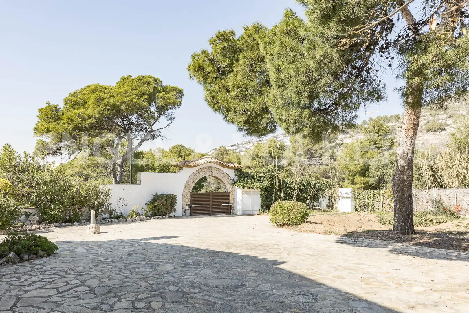 Vista exterior de Casa o xalet en venda en Sitges amb Calefacció, Jardí privat i Terrassa