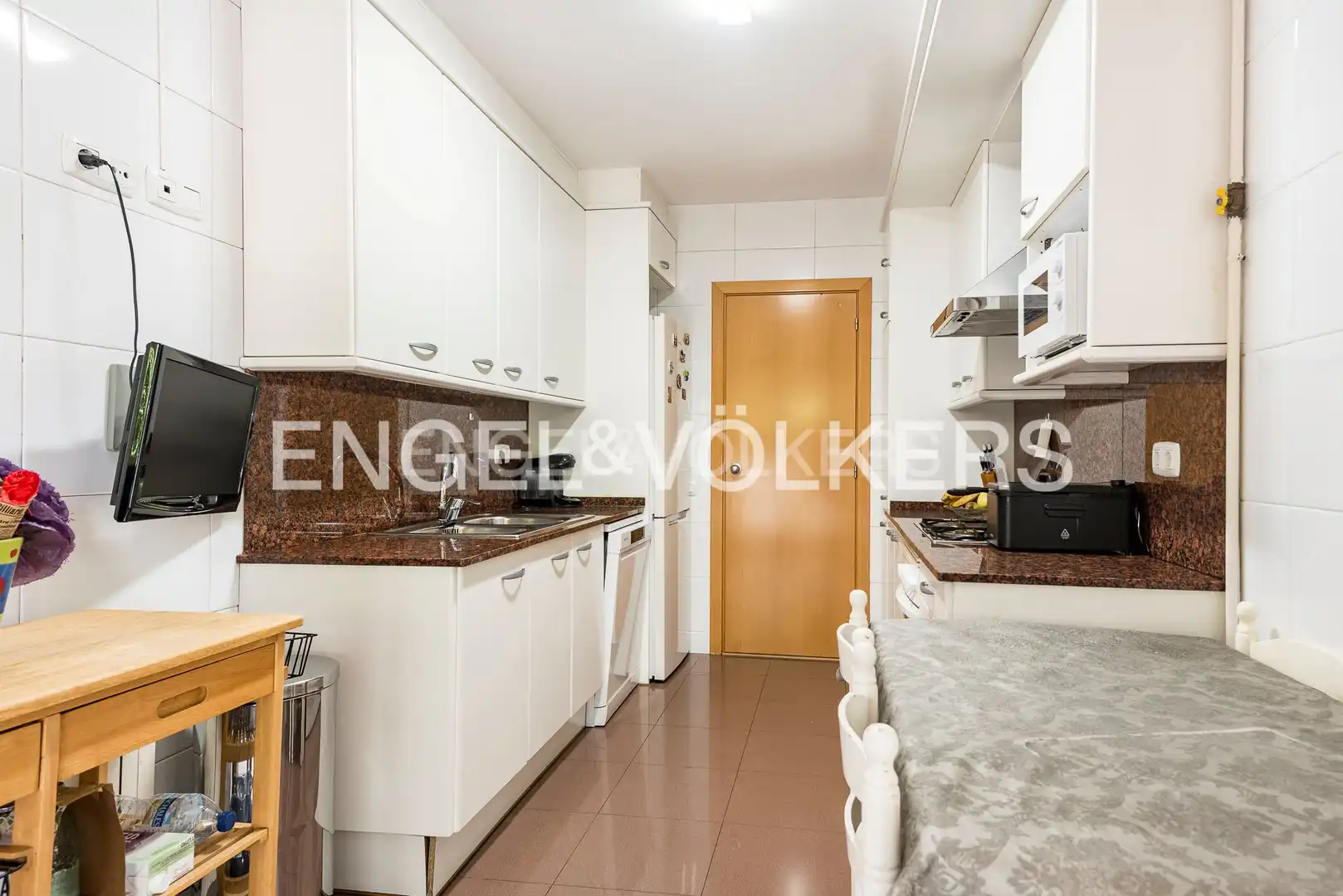 Cocina de Apartamento en venta en Sant Boi de Llobregat con Aire acondicionado, Calefacción y Parquet